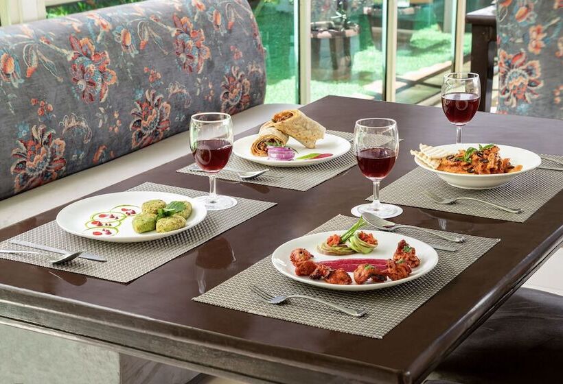 Country Inn Tarika Resort Jim Corbett