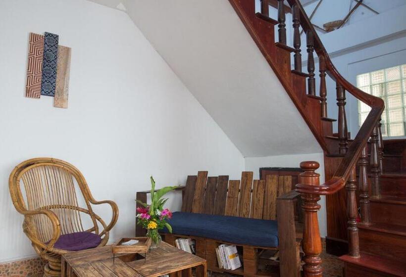 Пансион Cold River