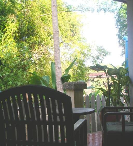 Пансион Cold River