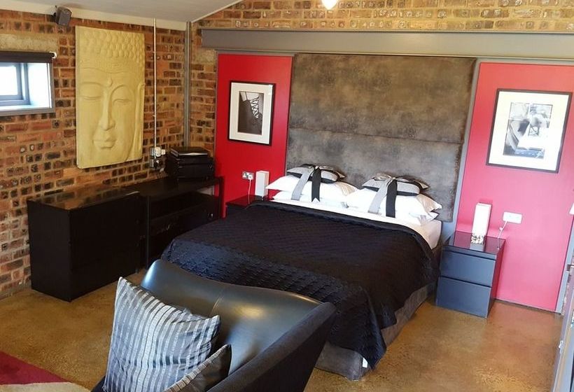 بنسيون Hot Tub Hideaway