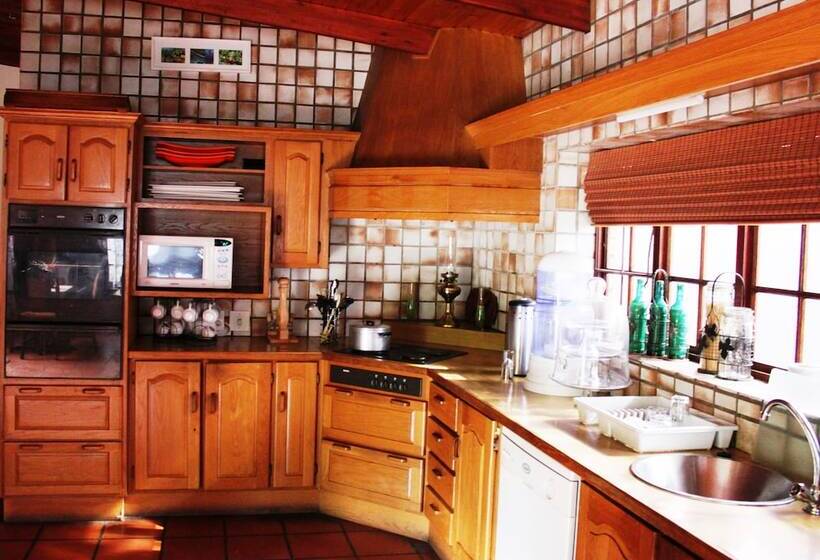 Пансион House On York