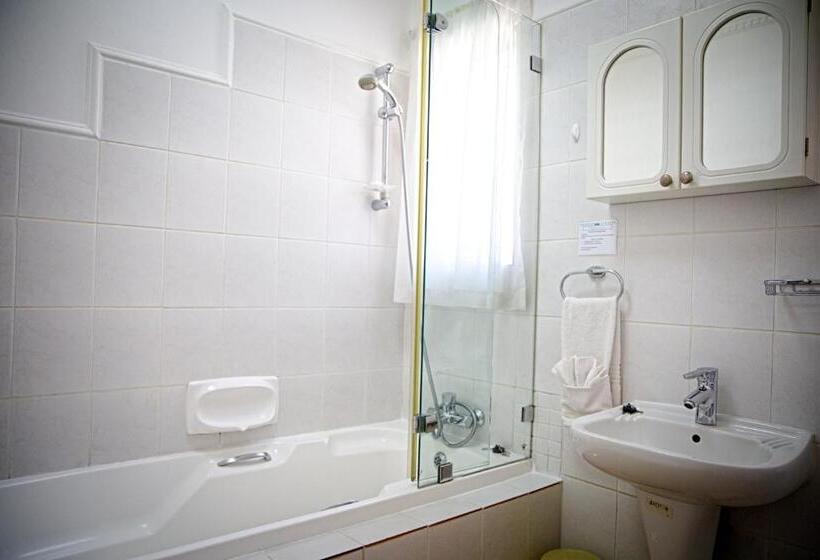 Pension Royal Ridge Guest House