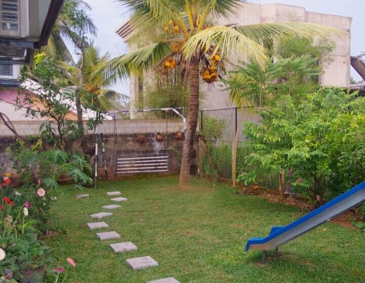 펜션 The Hermitage Negombo