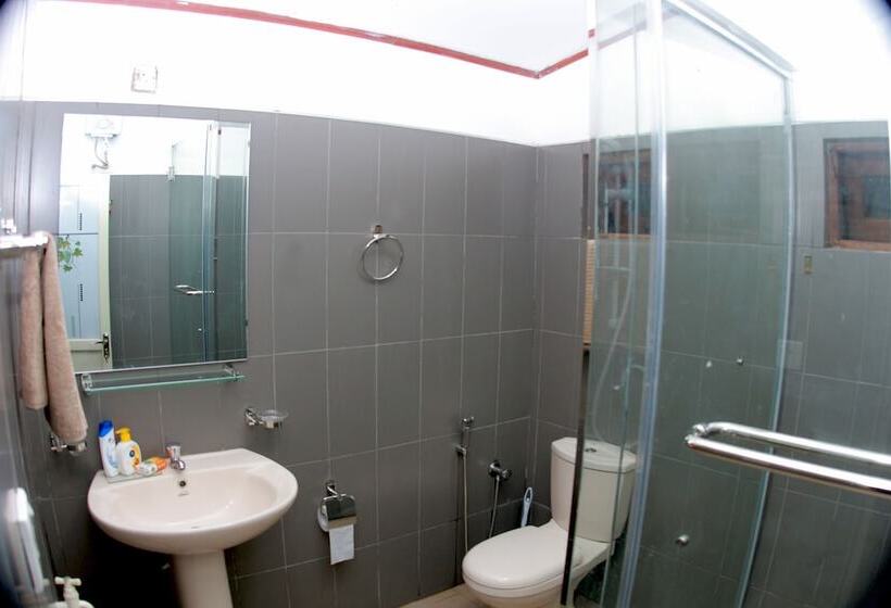 펜션 The Hermitage Negombo