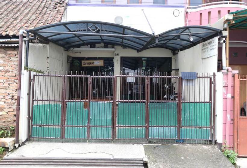 Panzió Unique Guesthouse