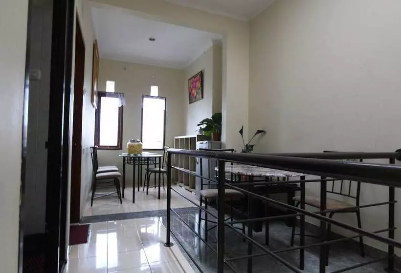 Pensão Unique Guesthouse