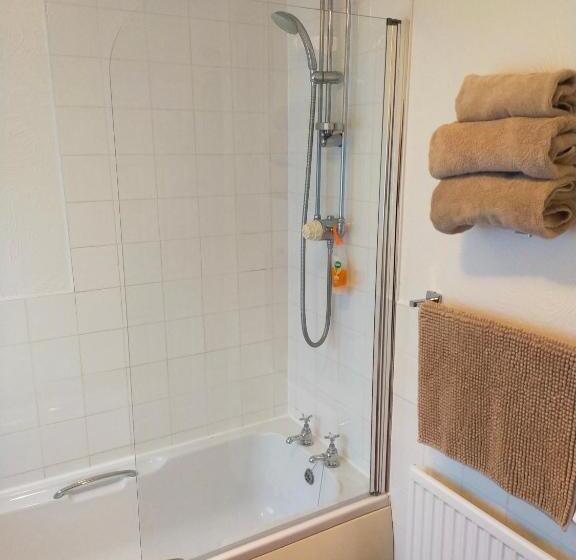 The Green Dragon Inn