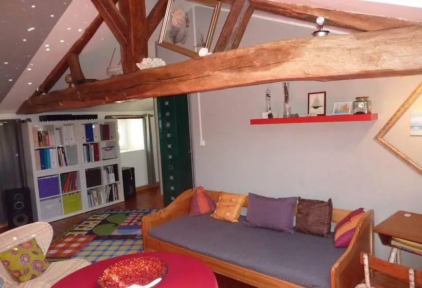 Aamiaismajoitus (B&B) Chambres D Hôtes De La Gondromière