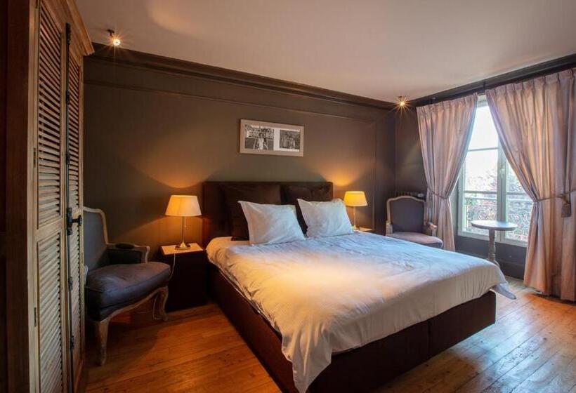 Bed and Breakfast Château De Planchevienne