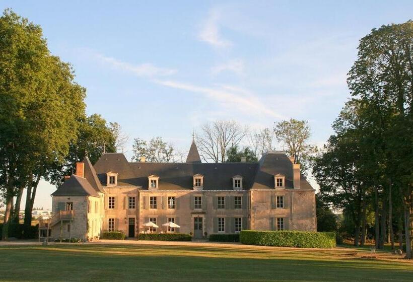 Bed and Breakfast Château De Planchevienne