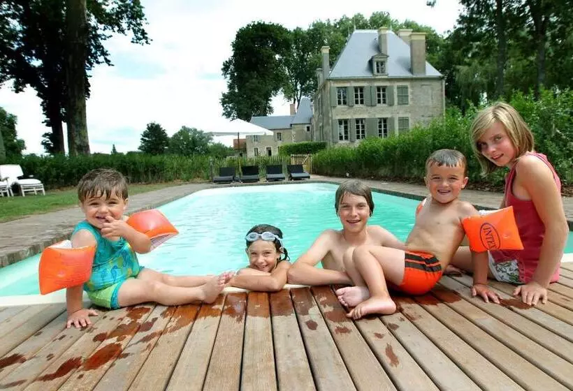 تختخواب و صبحانه Château De Planchevienne