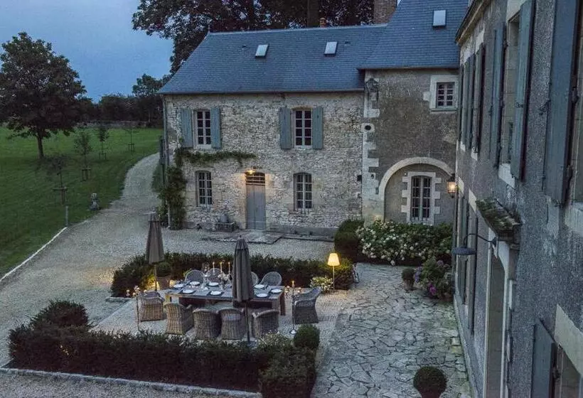 تختخواب و صبحانه Château De Planchevienne