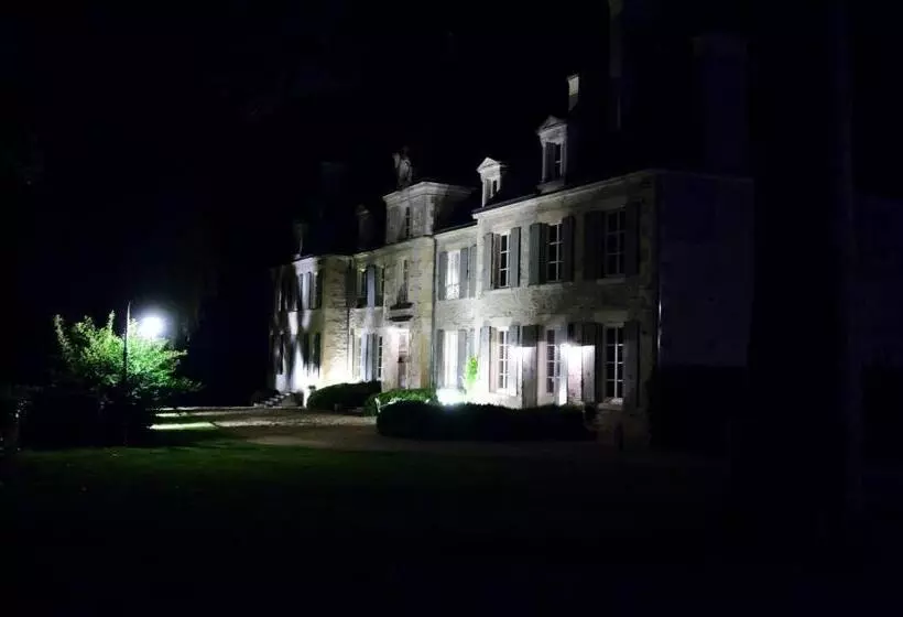 تختخواب و صبحانه Château De Planchevienne