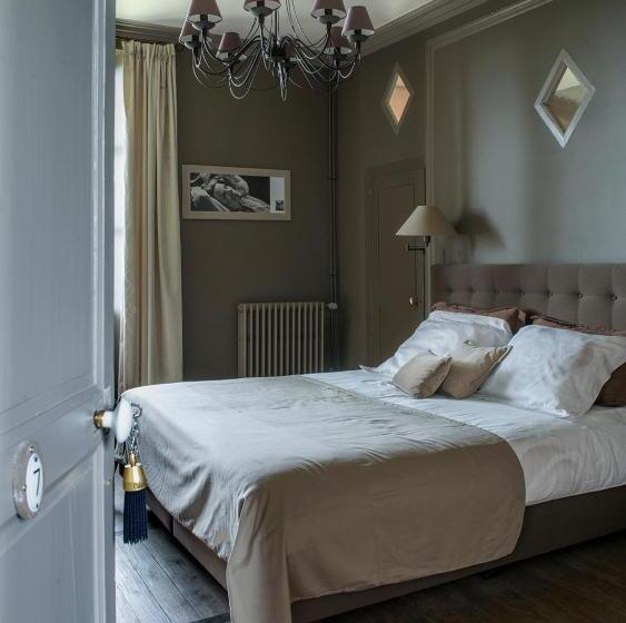 Bed and Breakfast Château De Planchevienne