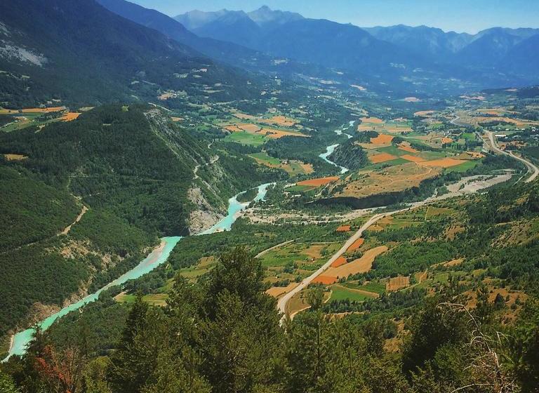 ベッドアンドブレックファースト Coins Du Monde