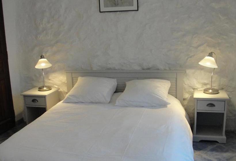 Bed and Breakfast Le Mas De La Chérine