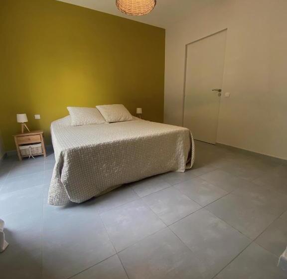 Bed and Breakfast Les Centaurines