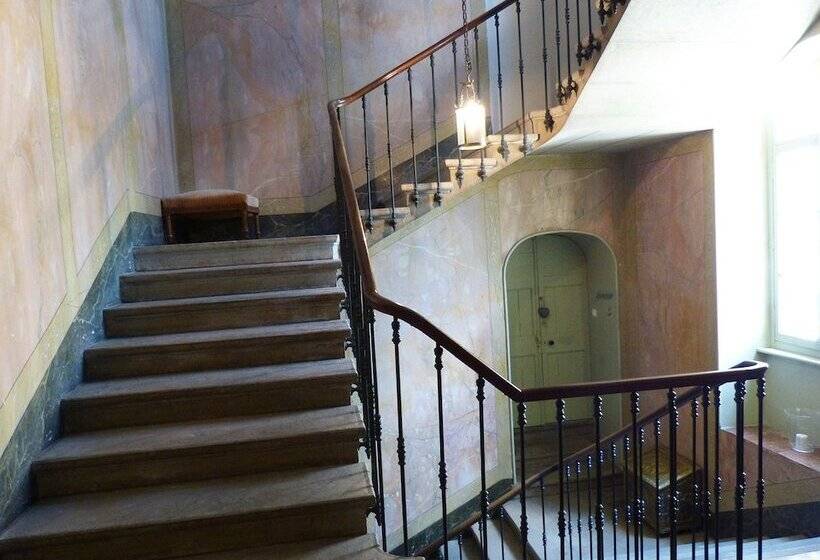 ベッドアンドブレックファースト Mas Moise