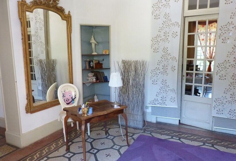 ベッドアンドブレックファースト Mas Moise