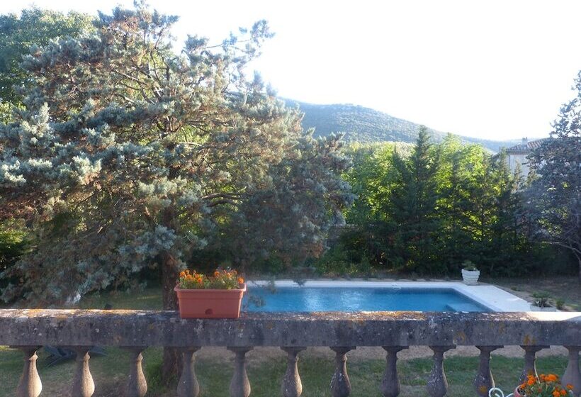 ベッドアンドブレックファースト Mas Moise