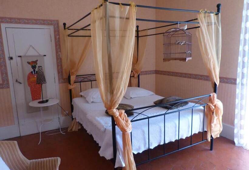 ベッドアンドブレックファースト Mas Moise