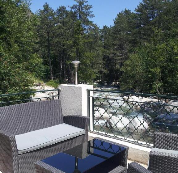 酒店 Arena Restaurant Le Refuge