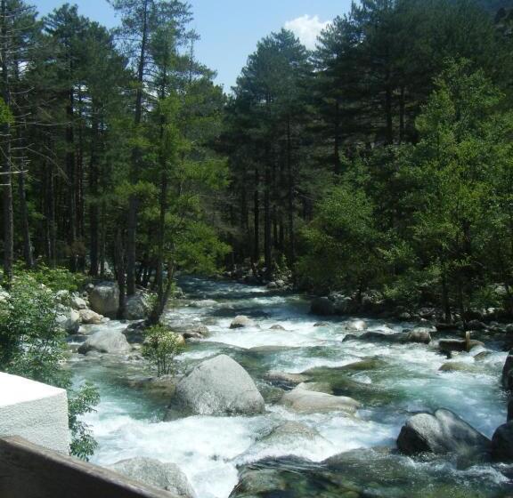 酒店 Arena Restaurant Le Refuge