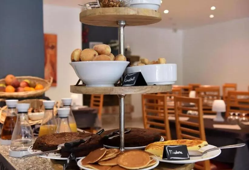ホテル Arena Restaurant Le Refuge