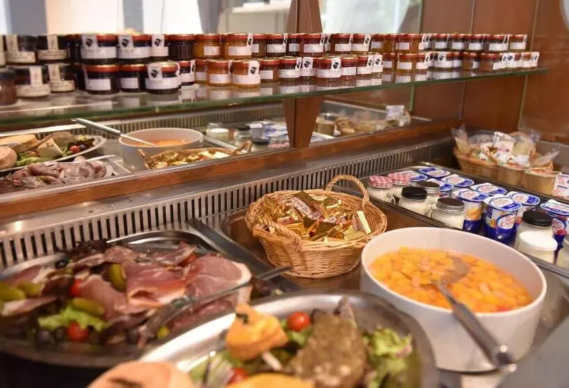 ホテル Arena Restaurant Le Refuge