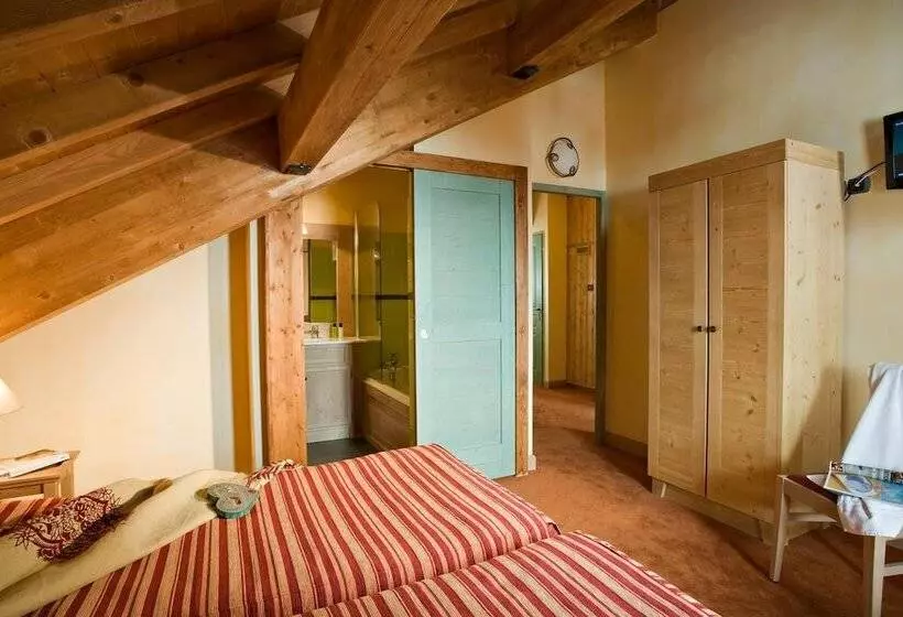 هتل Chalet Montana Airelles