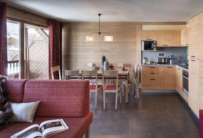 هتل Chalet Montana Airelles