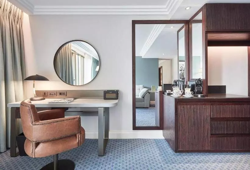 Clayton Hotel Cambridge
