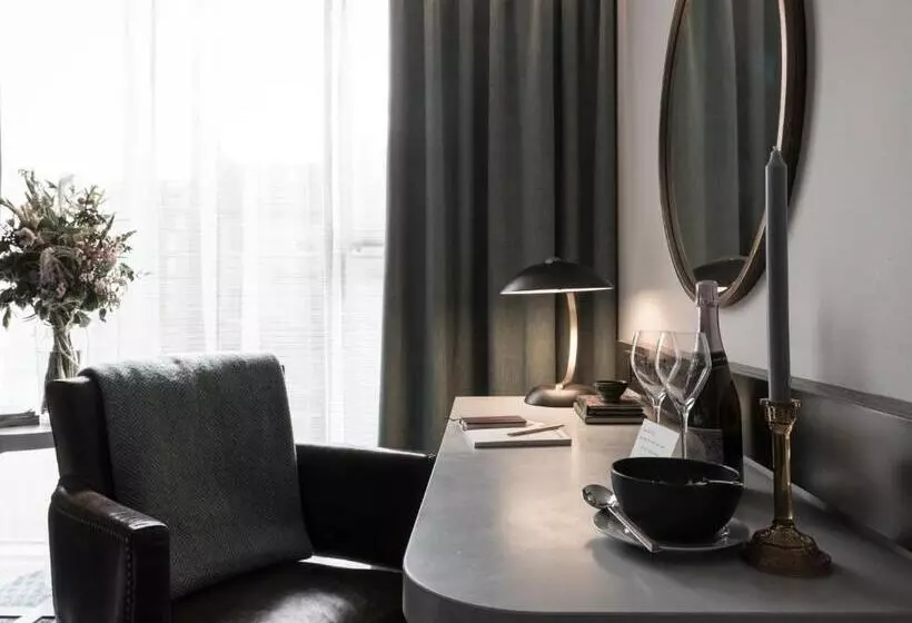 Clayton Hotel Cambridge