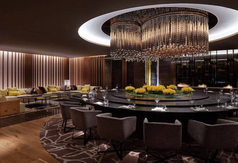 Отель Fairmont Chengdu