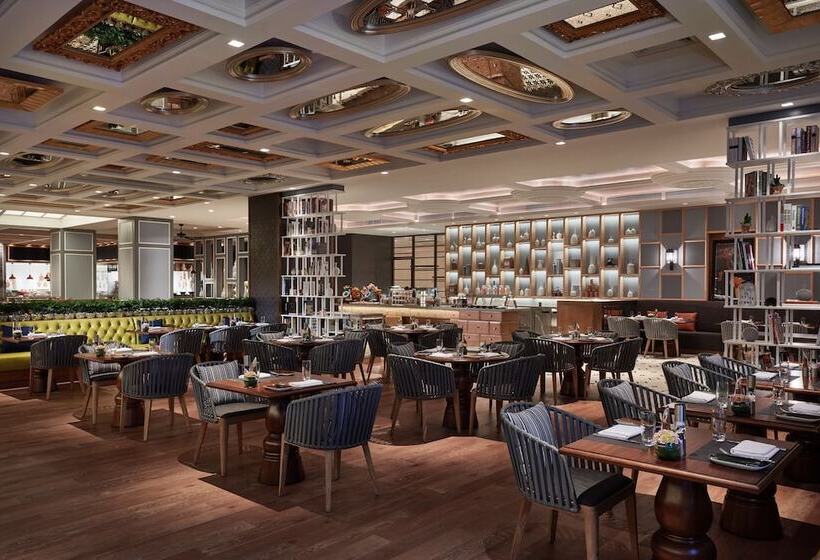 Отель Fairmont Chengdu