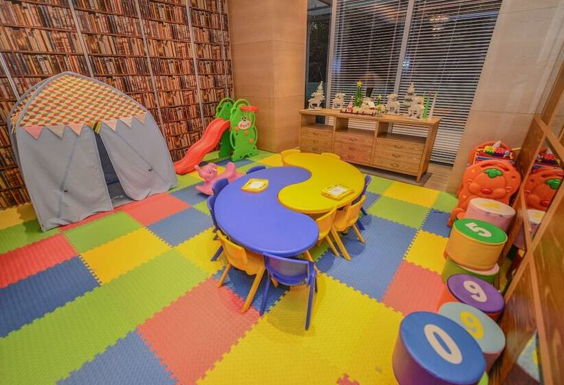 Отель Fairmont Chengdu