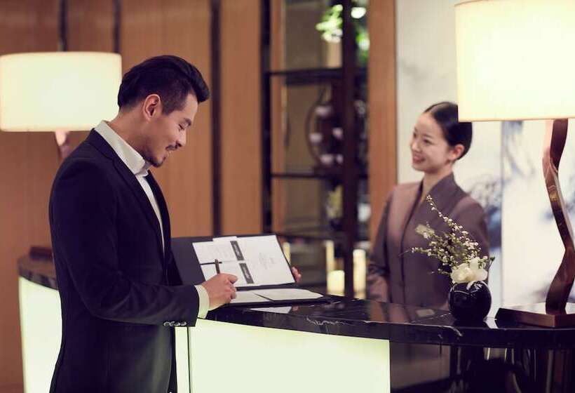 Отель Fairmont Chengdu