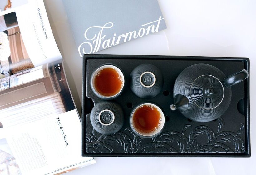 Отель Fairmont Chengdu