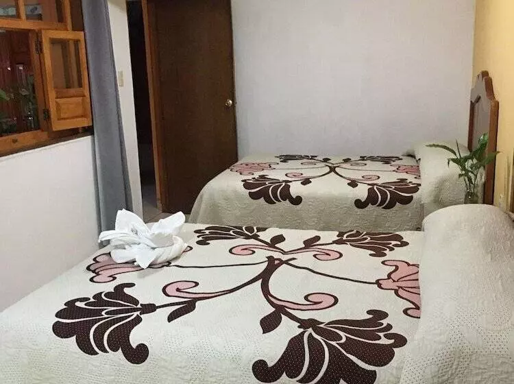 ホテル Posada Camelinas