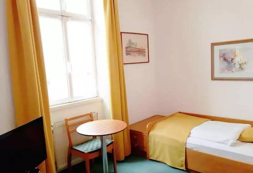Hotelli Restaurant Erbprinz Walldorf
