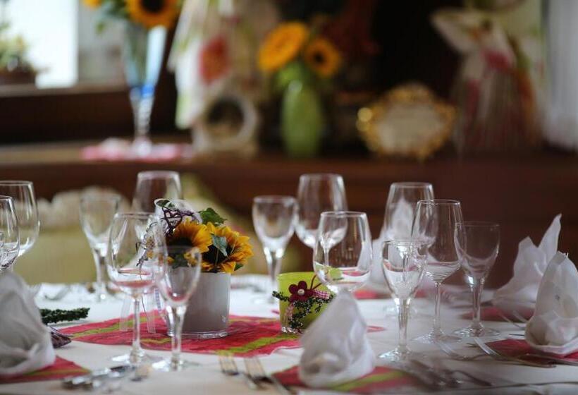 호텔 Restaurant Rebstock