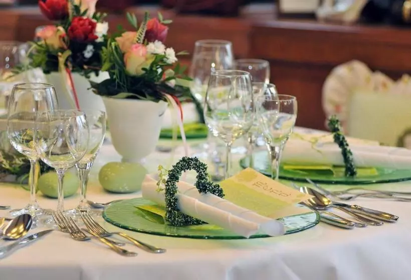 Hotelli Restaurant Rebstock