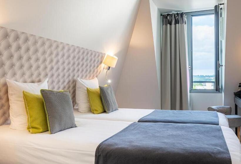 هتل Versailles Chantiers