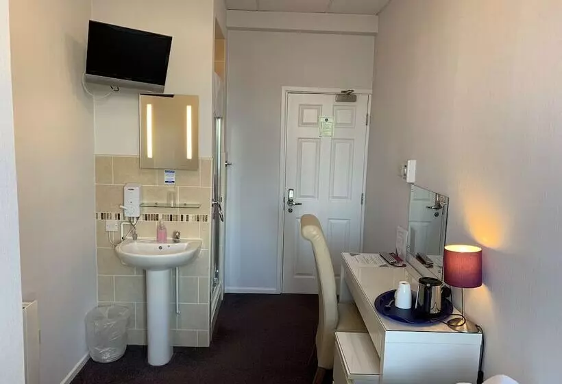 پانسیون Austins Self Service Guest House