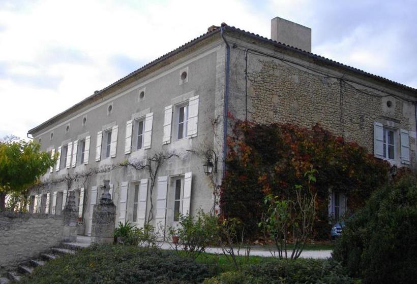 צימר Domaine De Puyrousse