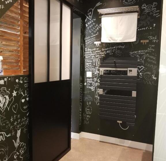 تختخواب و صبحانه La Tannerie De Montreuil