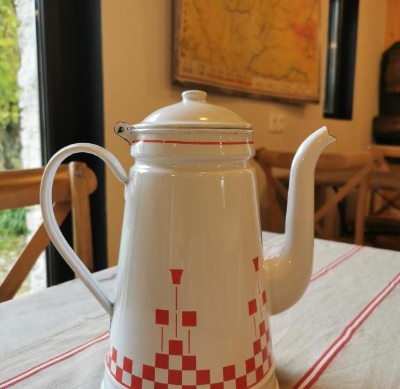 تختخواب و صبحانه La Tannerie De Montreuil