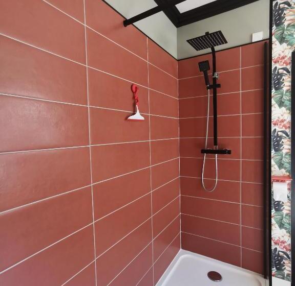 تختخواب و صبحانه La Tannerie De Montreuil