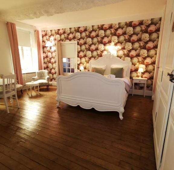 تختخواب و صبحانه La Tannerie De Montreuil