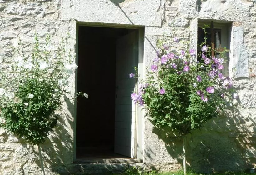 Aamiaismajoitus (B&B) Le Mas De Laval